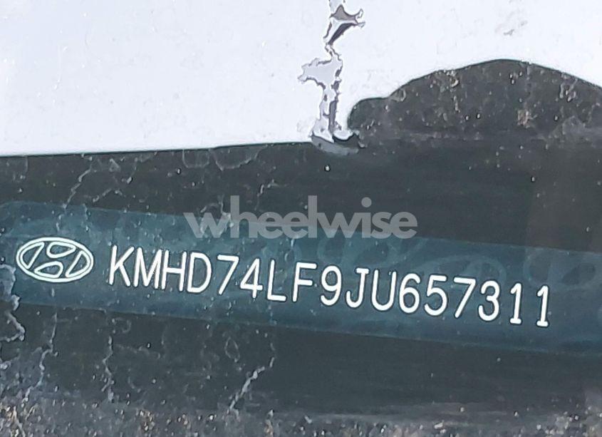 Photo 9 of 2018 Hyundai Elantra SE (VIN KMHD74LF9JU657311)