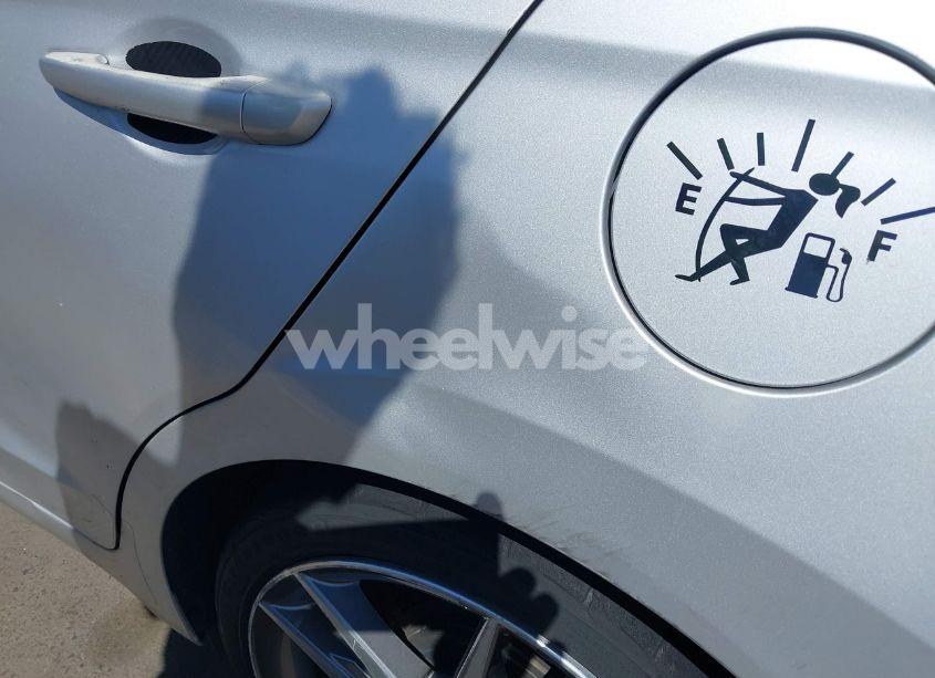 Photo 18 of 2017 Hyundai Elantra SE (VIN KMHD74LFXHU095347)