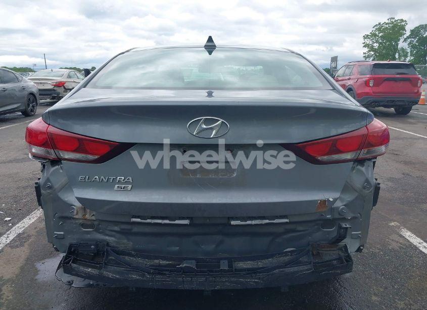 Photo 16 of 2017 Hyundai Elantra SE (VIN KMHD74LFXHU152646)