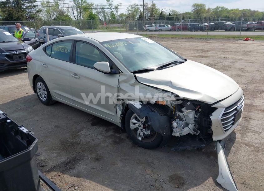 2017 Hyundai Elantra SE (VIN KMHD74LFXHU394630) main photo