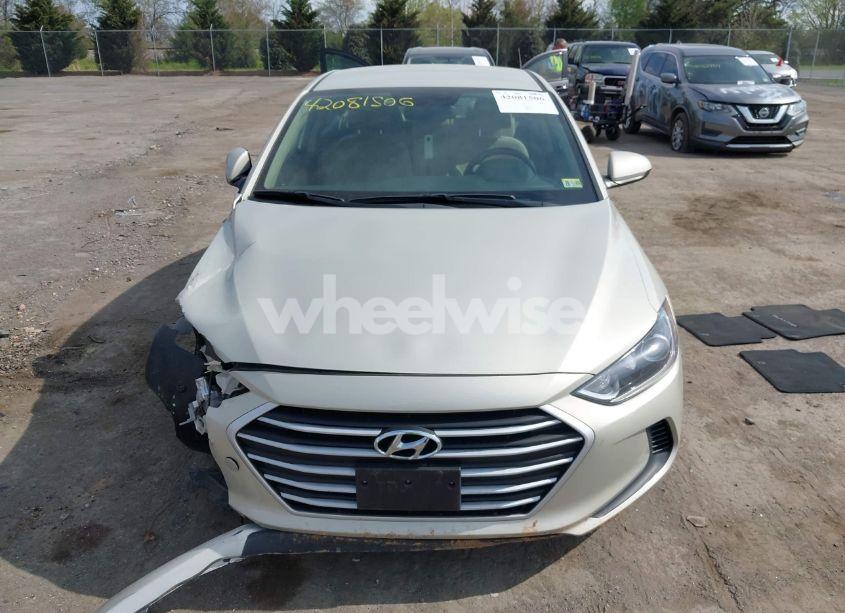Photo 12 of 2017 Hyundai Elantra SE (VIN KMHD74LFXHU394630)