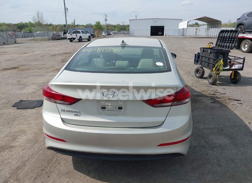 Photo 16 of 2017 Hyundai Elantra SE (VIN KMHD74LFXHU394630)