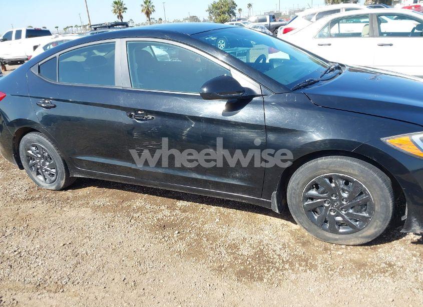 Photo 6 of 2018 Hyundai Elantra SE (VIN KMHD74LFXJU608473)