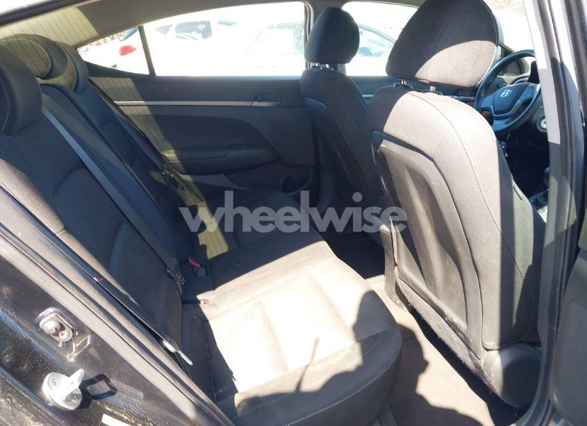 Photo 8 of 2018 Hyundai Elantra SE (VIN KMHD74LFXJU608473)