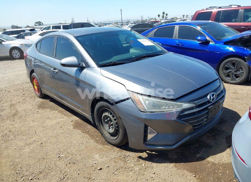 2019 Hyundai Elantra SE (VIN KMHD74LFXKU827774) main photo