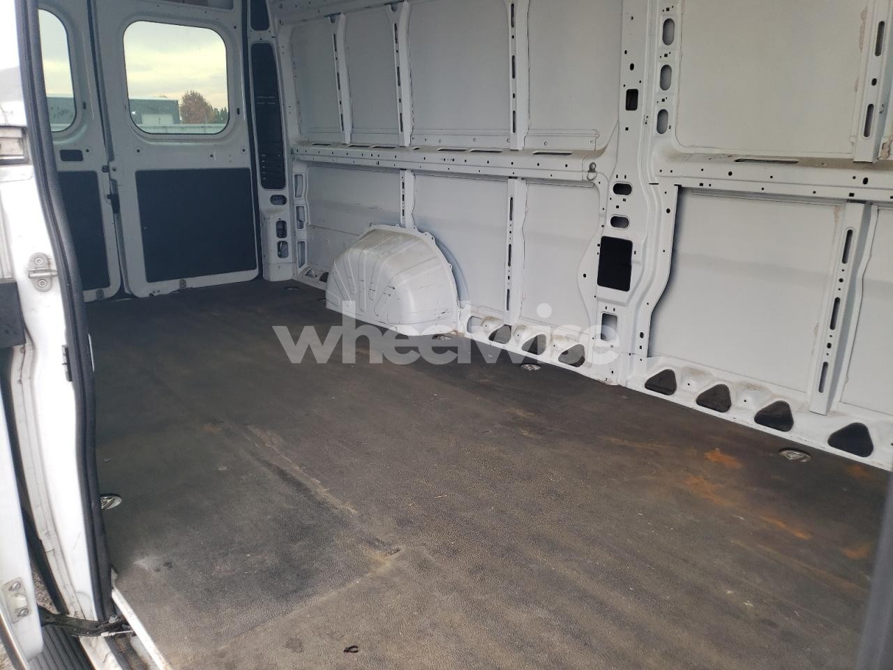 Photo 10 of 2021 RAM PROMASTER 3500 DELIVERY VAN N/A (VIN KMHD841FMJU704740)