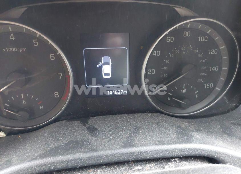 Photo 7 of 2017 Hyundai Elantra SE (VIN KMHD84LF0HU176225)