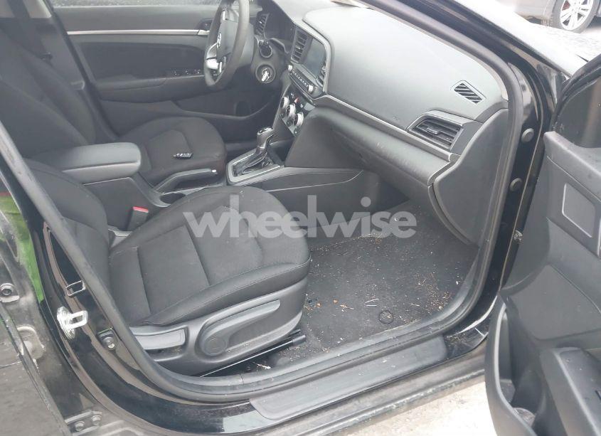 Photo 5 of 2019 Hyundai Elantra SEL (VIN KMHD84LF0KU832236)