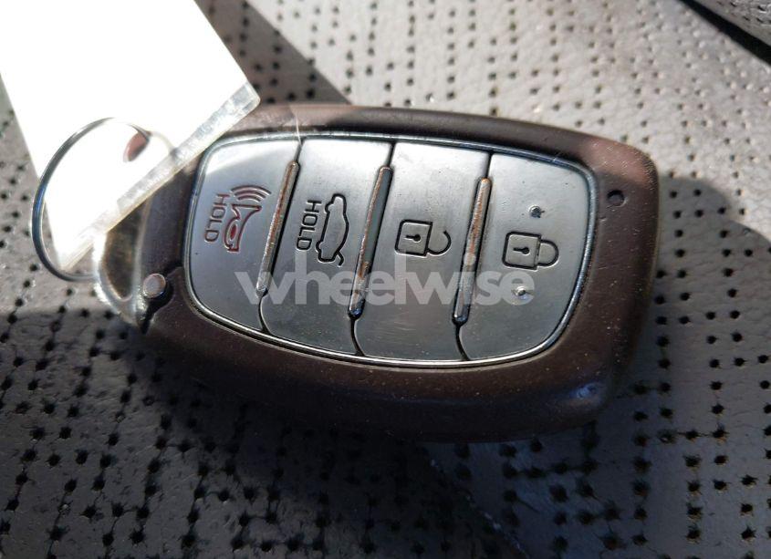 Photo 11 of 2018 Hyundai Elantra LIMITED (VIN KMHD84LF1JU492156)