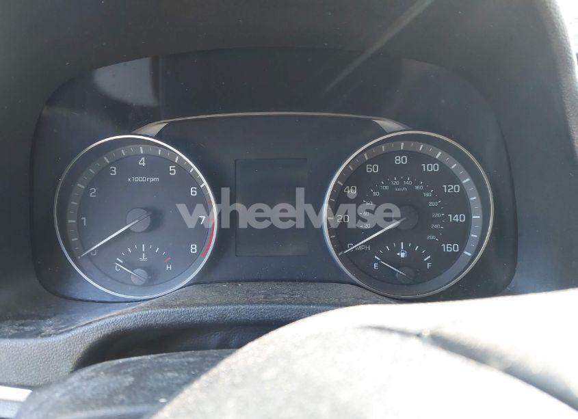 Photo 7 of 2018 Hyundai Elantra LIMITED (VIN KMHD84LF1JU492156)