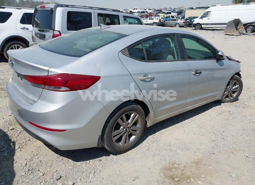 Photo 4 of 2017 Hyundai Elantra SE (VIN KMHD84LF2HU381027)