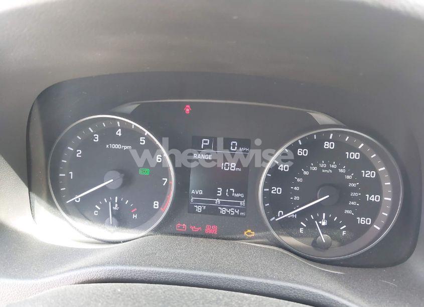 Photo 7 of 2017 Hyundai Elantra SE (VIN KMHD84LF2HU381027)