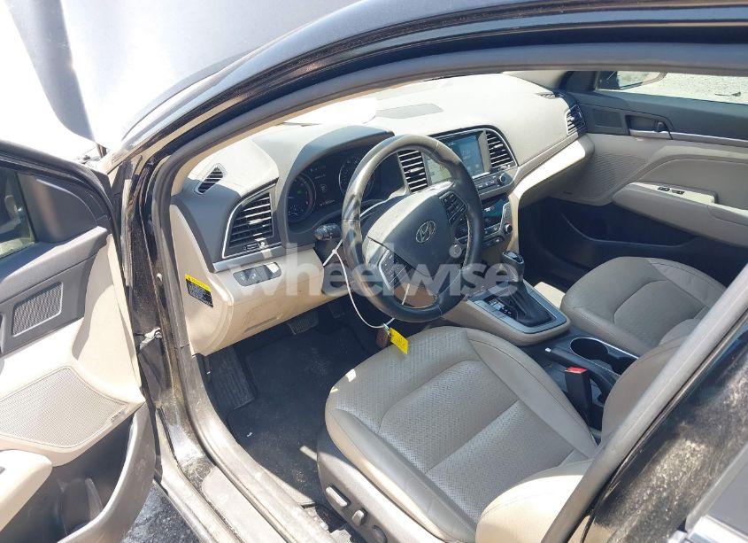 Photo 5 of 2017 Hyundai Elantra LIMITED (VIN KMHD84LF3HU161749)