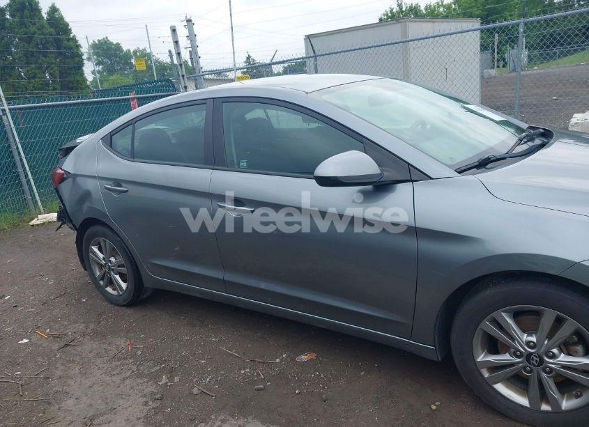 Photo 13 of 2018 Hyundai Elantra SEL (VIN KMHD84LF4JU477618)