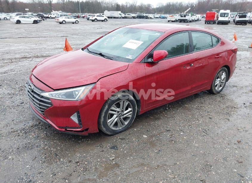 Photo 2 of 2019 Hyundai Elantra SEL (VIN KMHD84LF4KU749537)