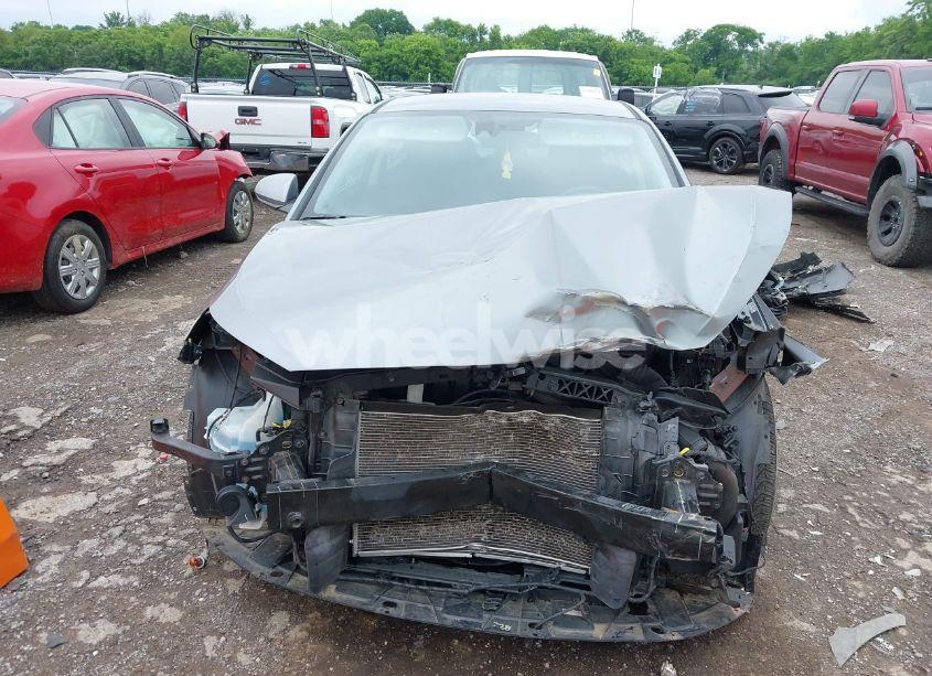 Photo 13 of 2019 Hyundai Elantra SEL (VIN KMHD84LF4KU780769)