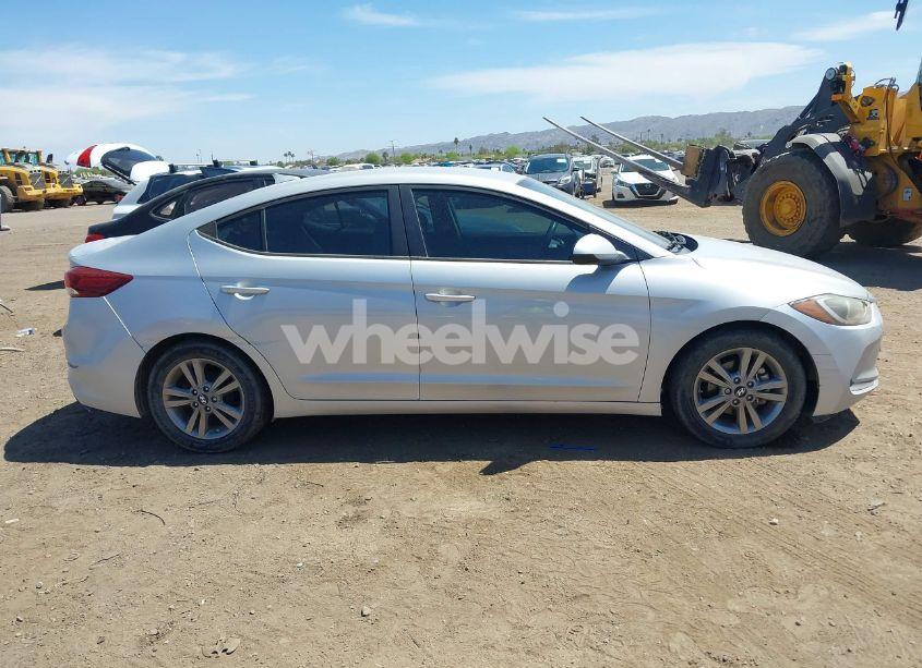 Photo 13 of 2017 Hyundai Elantra SE (VIN KMHD84LF5HU245927)