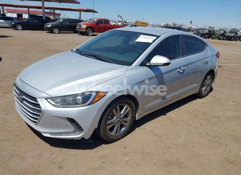 Photo 2 of 2017 Hyundai Elantra SE (VIN KMHD84LF5HU245927)