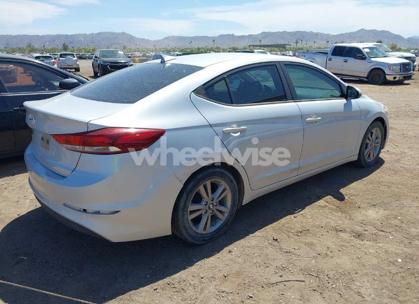 Photo 4 of 2017 Hyundai Elantra SE (VIN KMHD84LF5HU245927)