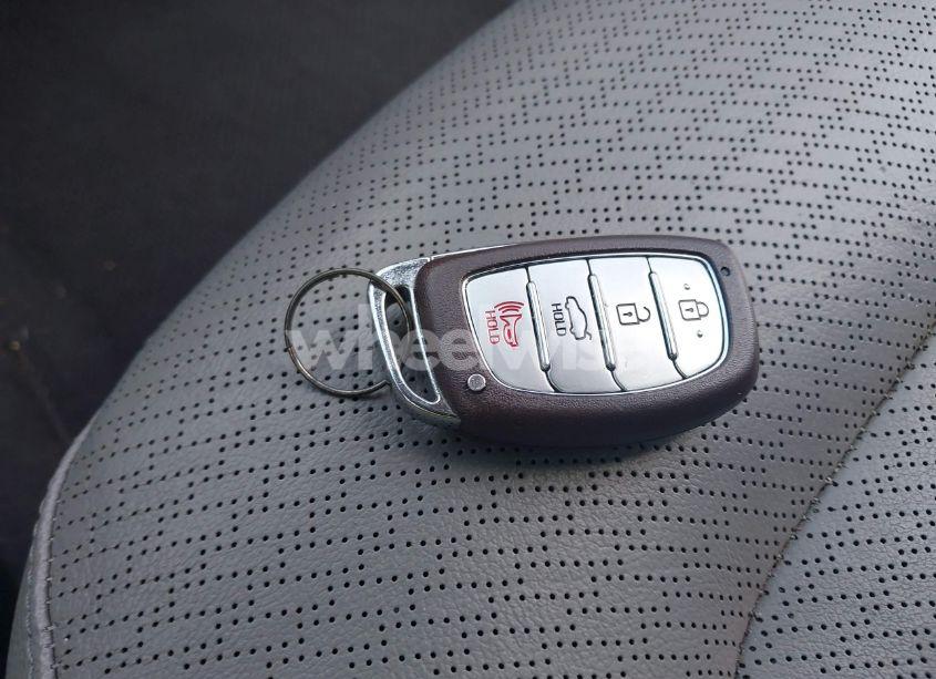 Photo 11 of 2017 Hyundai Elantra LIMITED (VIN KMHD84LF5HU291337)