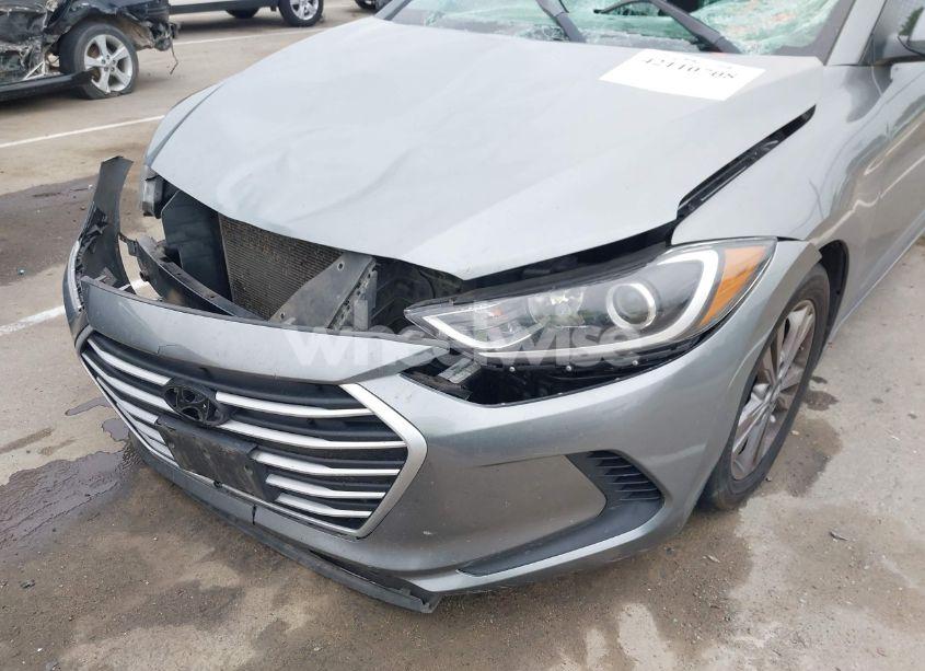 Photo 18 of 2018 Hyundai Elantra SEL (VIN KMHD84LF5JU534716)