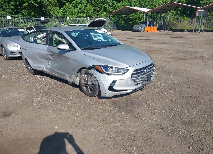 2017 Hyundai Elantra SE (VIN KMHD84LF6HU063864) main photo
