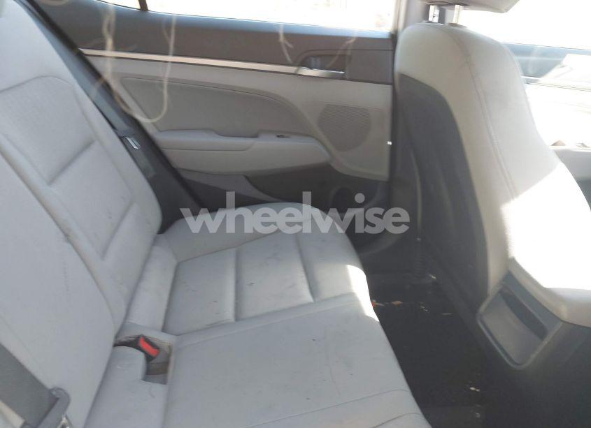 Photo 8 of 2017 Hyundai Elantra SE (VIN KMHD84LF6HU063864)