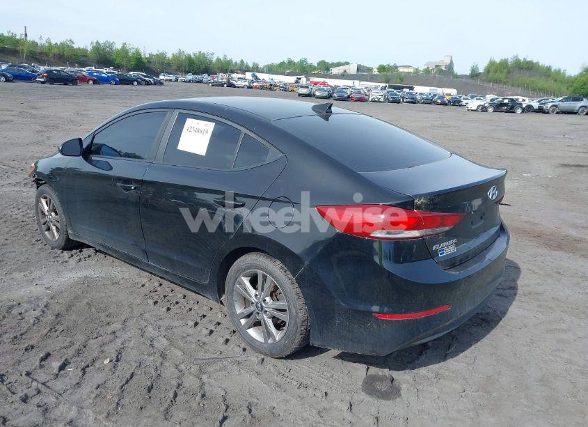 Photo 3 of 2018 Hyundai Elantra SEL (VIN KMHD84LF6JU475448)