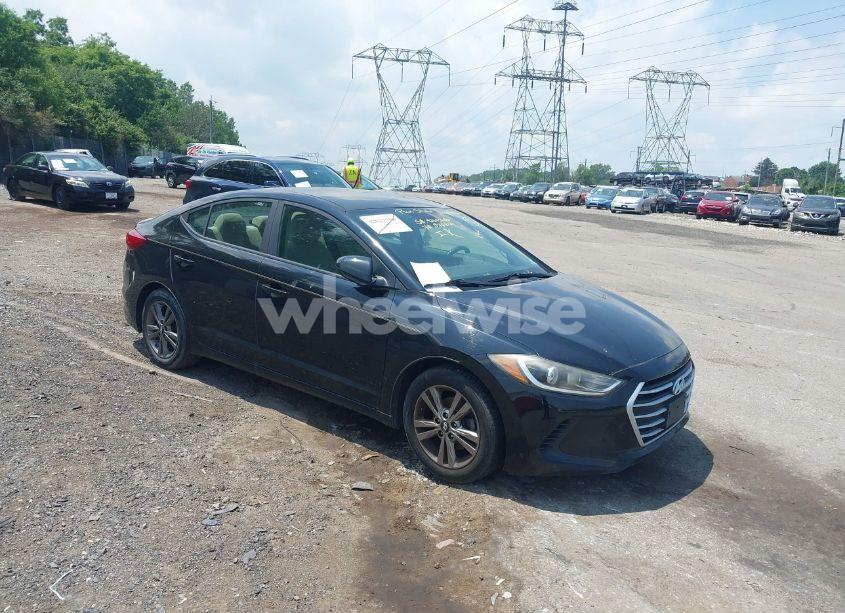 2017 Hyundai Elantra SE (VIN KMHD84LF7HU076817) main photo