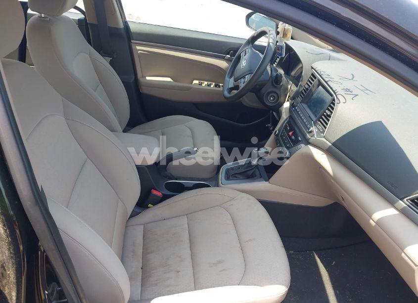 Photo 5 of 2017 Hyundai Elantra SE (VIN KMHD84LF7HU076817)