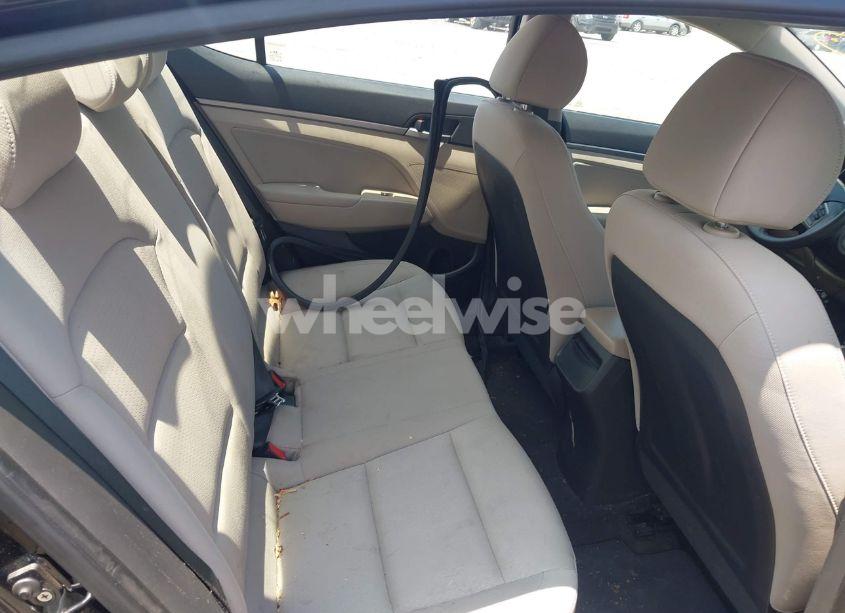 Photo 8 of 2017 Hyundai Elantra SE (VIN KMHD84LF7HU076817)