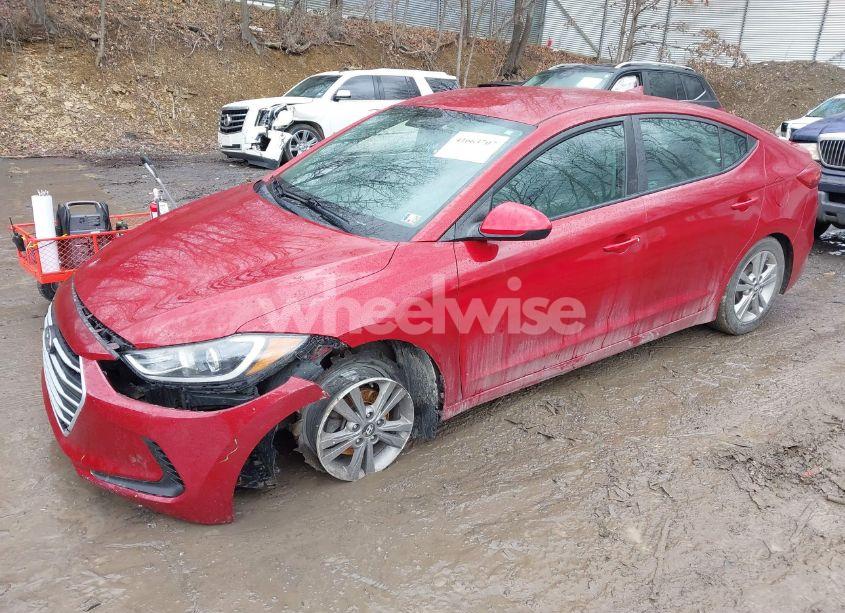 Photo 2 of 2017 Hyundai Elantra SE (VIN KMHD84LF7HU189523)