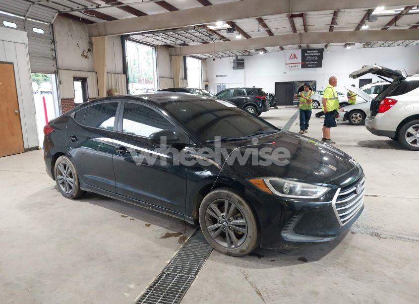 2017 Hyundai Elantra SE (VIN KMHD84LF8HU228023) main photo
