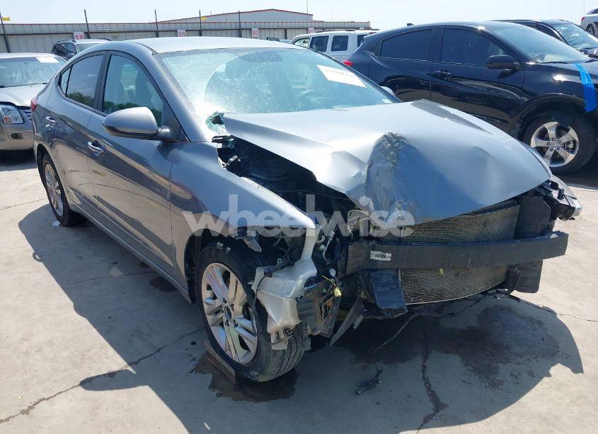 2018 Hyundai Elantra SEL (VIN KMHD84LF8JU574465) main photo