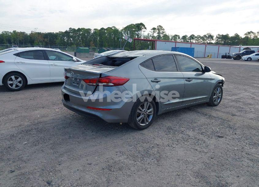 Photo 4 of 2018 Hyundai Elantra SEL (VIN KMHD84LF9JU608719)