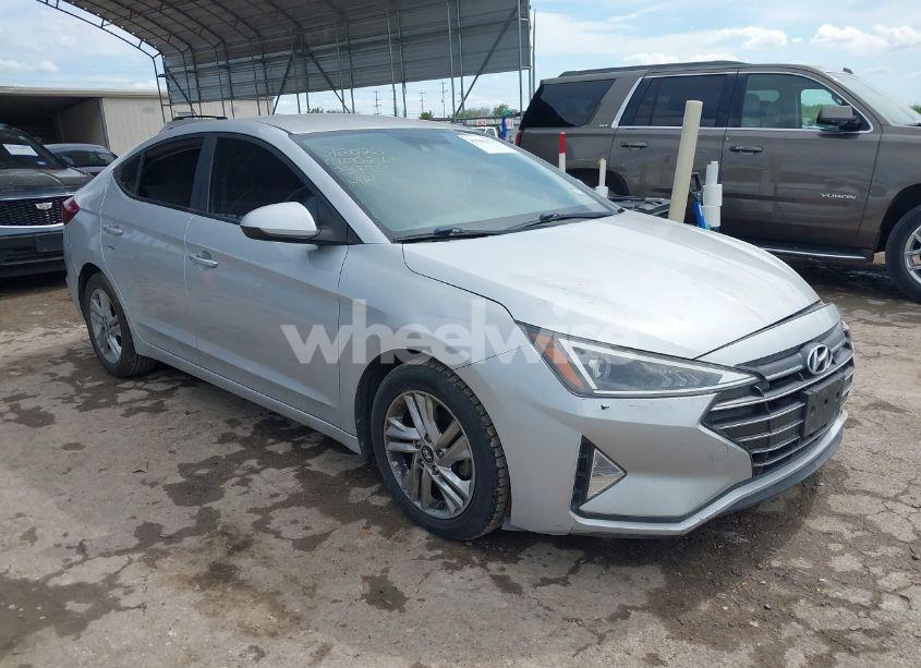 2019 Hyundai Elantra SEL (VIN KMHD84LF9KU737335) main photo