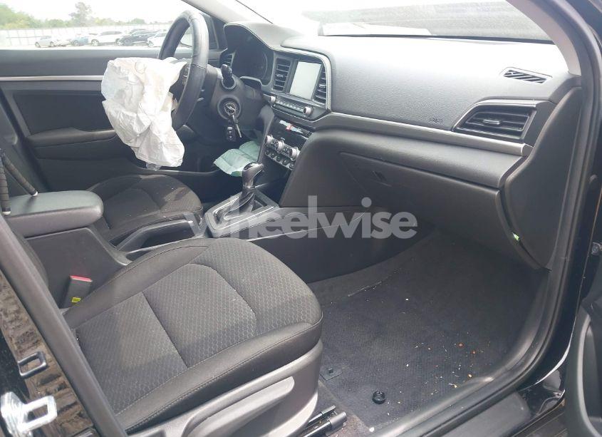 Photo 5 of 2020 Hyundai Elantra SEL (VIN KMHD84LF9LU041317)