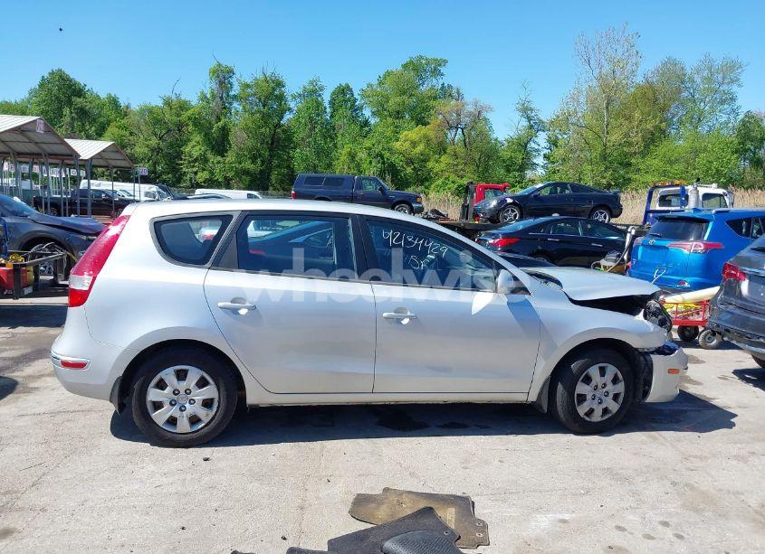 Photo 13 of 2012 Hyundai Elantra TOURING GLS (VIN KMHDB8AE4CU143305)