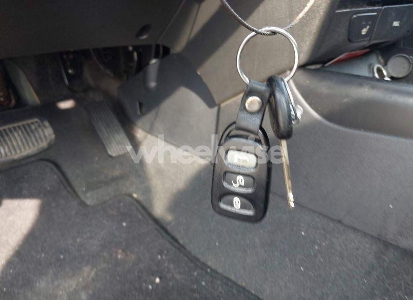 Photo 11 of 2009 Hyundai Elantra TOURING (VIN KMHDC86E29U038101)