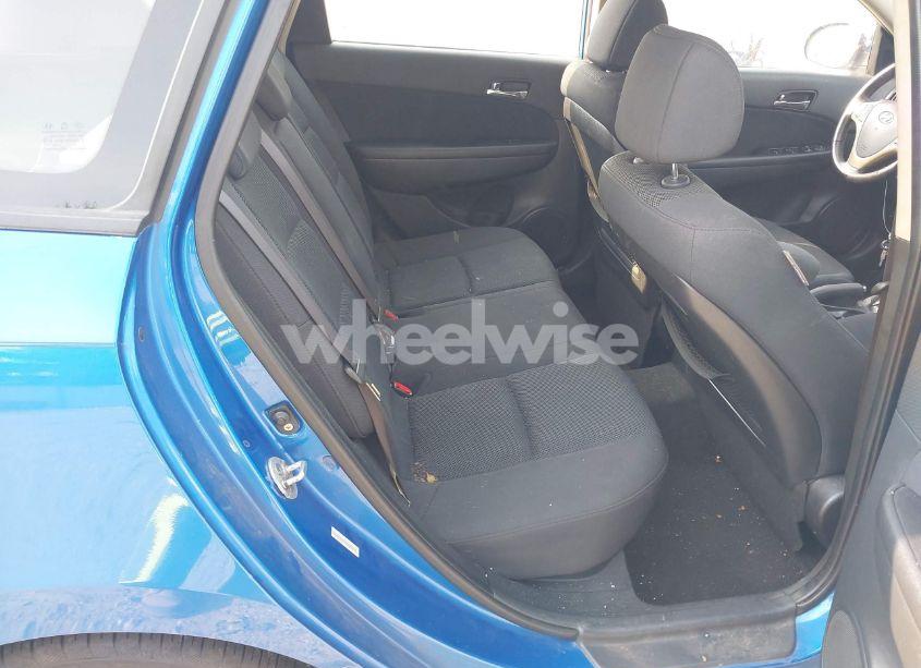 Photo 8 of 2009 Hyundai Elantra TOURING (VIN KMHDC86E29U038101)