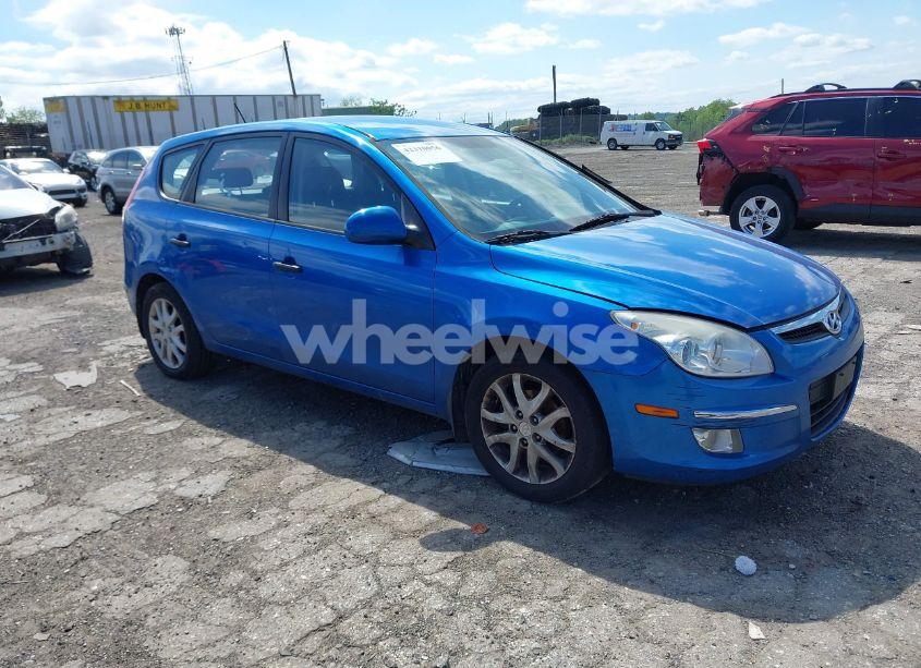 2009 Hyundai Elantra TOURING (VIN KMHDC86E39U038513) main photo