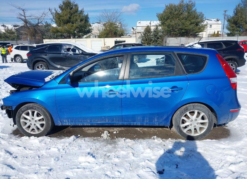 Photo 14 of 2009 Hyundai Elantra TOURING (VIN KMHDC86E39U042450)