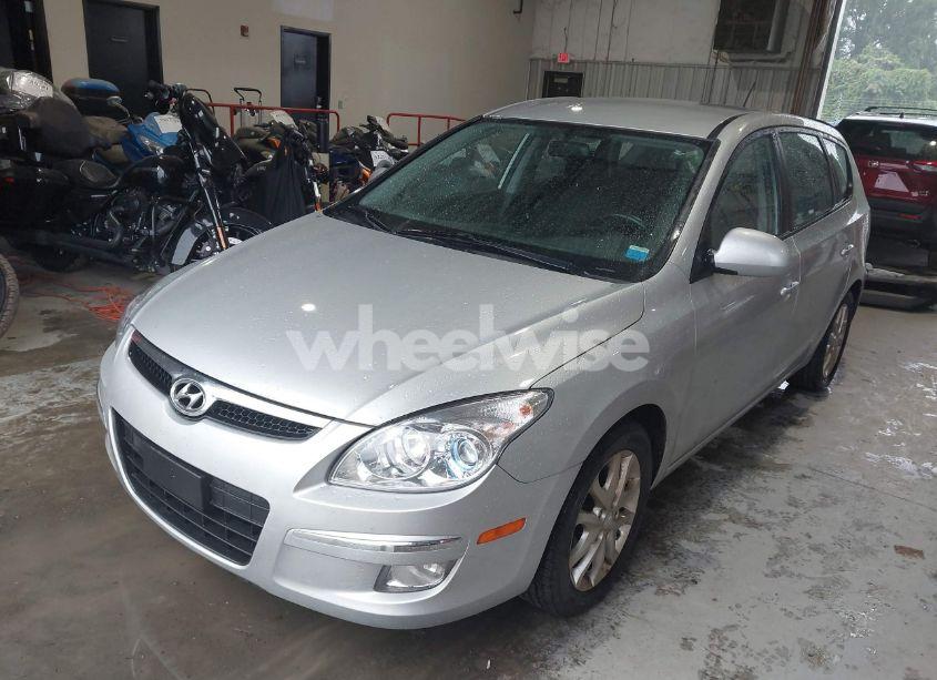 Photo 2 of 2009 Hyundai Elantra TOURING (VIN KMHDC86E59U041672)