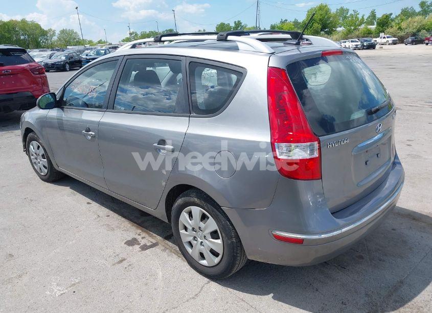 Photo 3 of 2011 Hyundai Elantra TOURING GLS (VIN KMHDC8AE4BU118139)