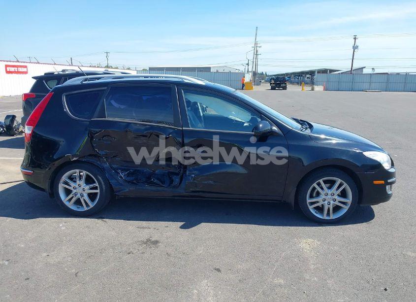 Photo 13 of 2011 Hyundai Elantra TOURING SE (VIN KMHDC8AEXBU121238)