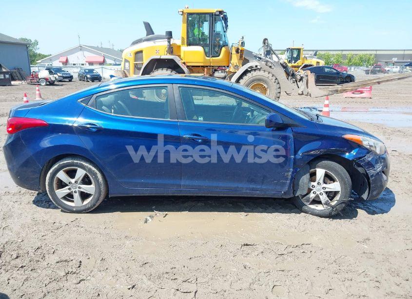 Photo 13 of 2013 Hyundai Elantra GLS (VIN KMHDH4AE0DU493328)