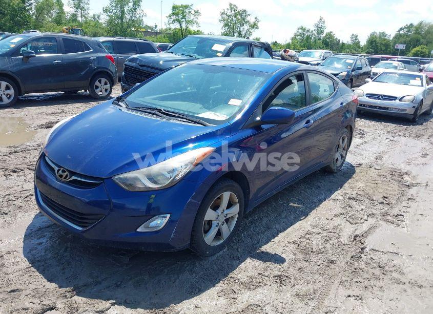 Photo 2 of 2013 Hyundai Elantra GLS (VIN KMHDH4AE0DU493328)