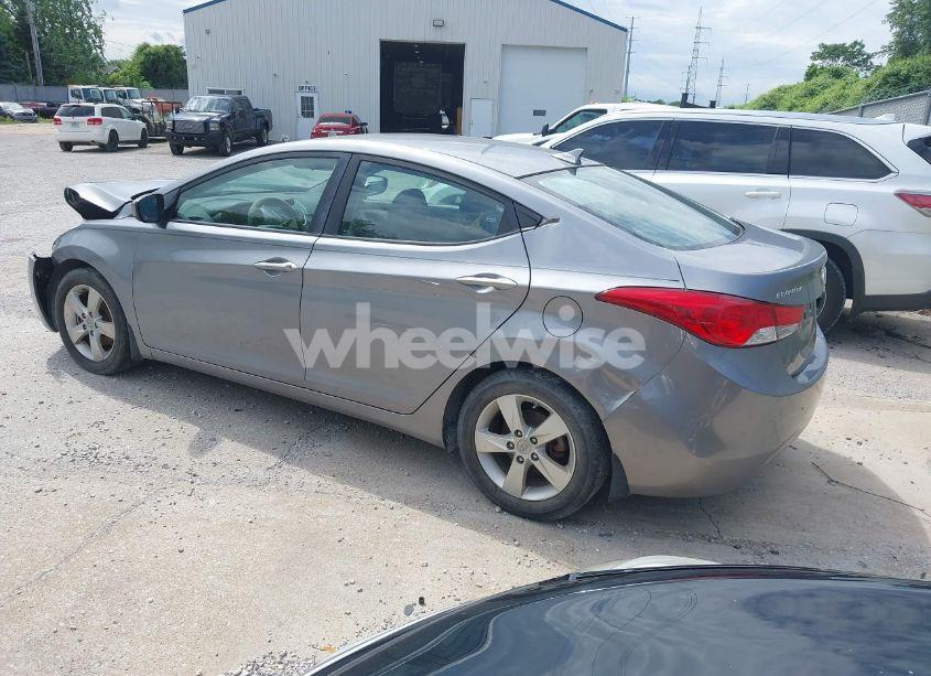 Photo 3 of 2013 Hyundai Elantra GLS (VIN KMHDH4AE0DU538140)