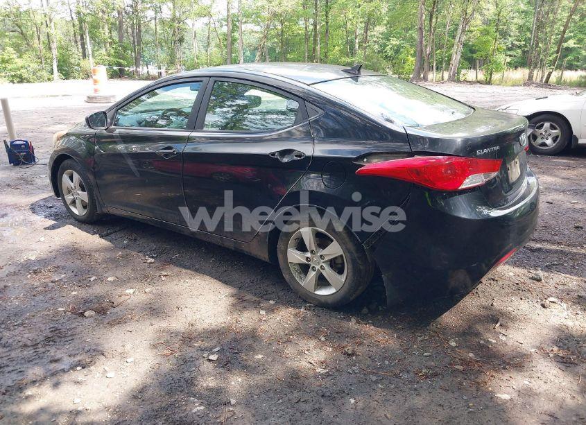 Photo 3 of 2013 Hyundai Elantra GLS (VIN KMHDH4AE0DU545363)
