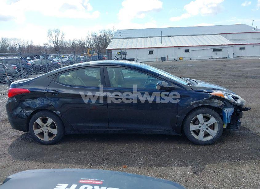 Photo 13 of 2013 Hyundai Elantra GLS (VIN KMHDH4AE0DU738550)